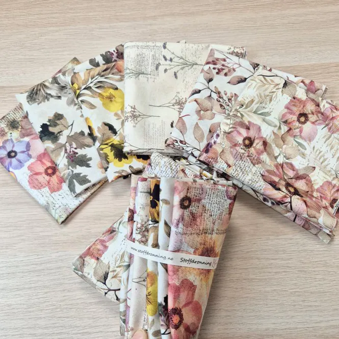 Hovedbilde Stoffpakke - Wistful Blooms - 6x 30 cm