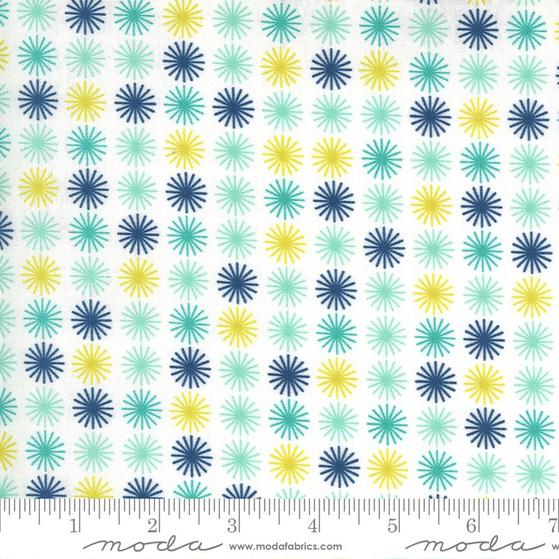 Flowers for Freya - 15 mm blå-aqua sol på hvit