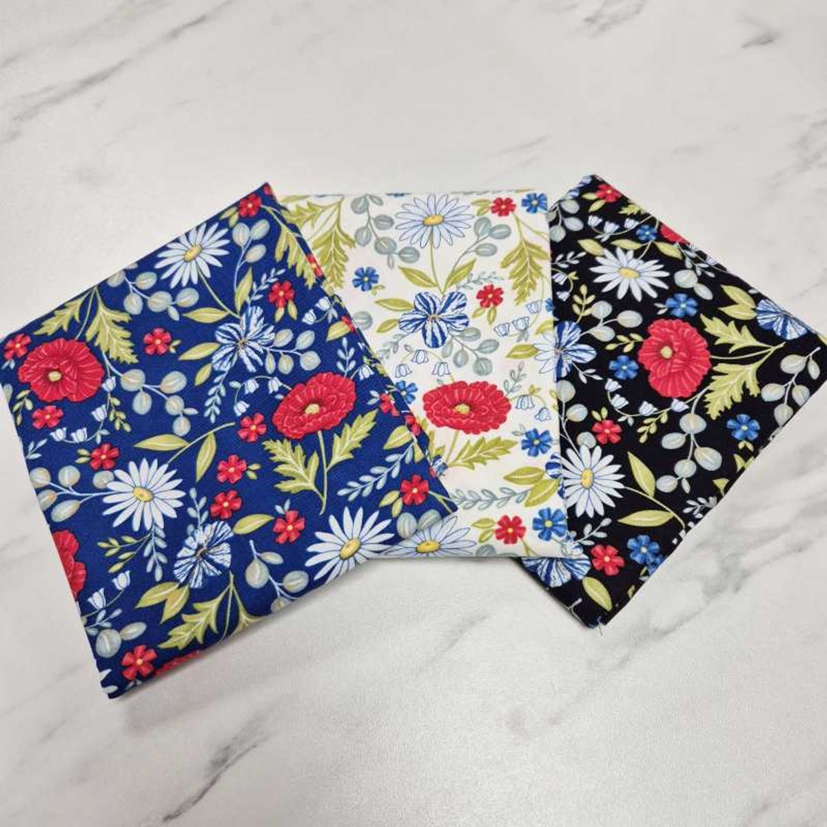 Stoffpakke, vevd bomull - Red, White & Bloom