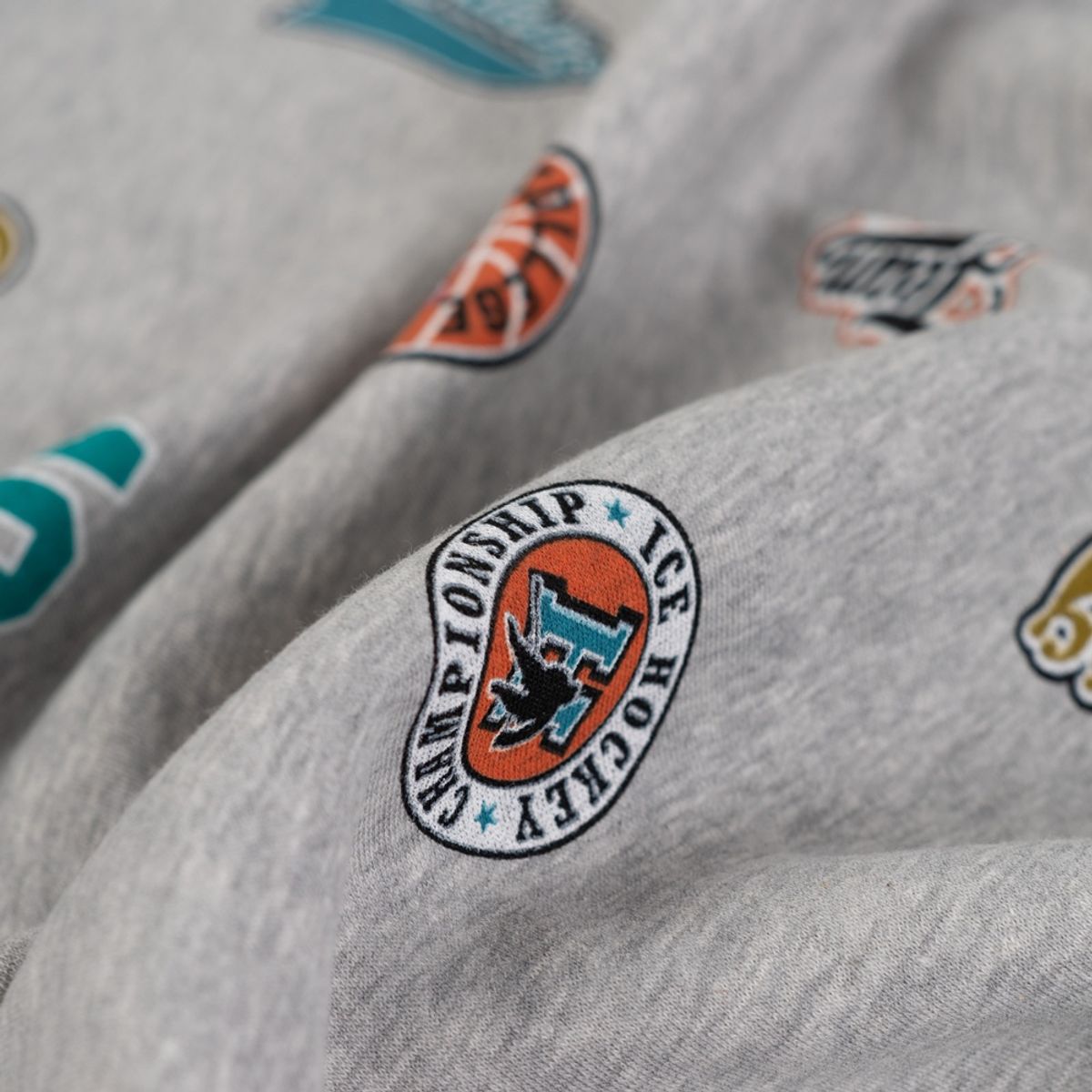 Isoli, tykk - patches, lysgrå melert