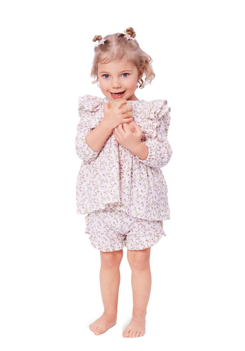 9190 - Burda - shorts & bluse m/ rysjer