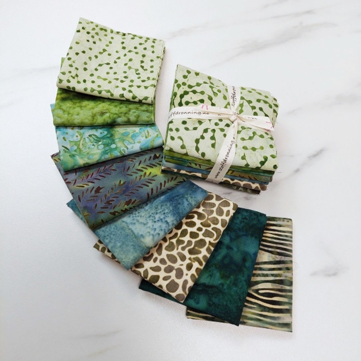 Happy Minis - batikk, regnskogen