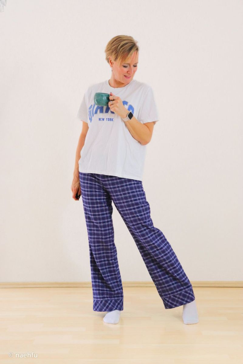 Flanell. rutete - rød-sort-hvit